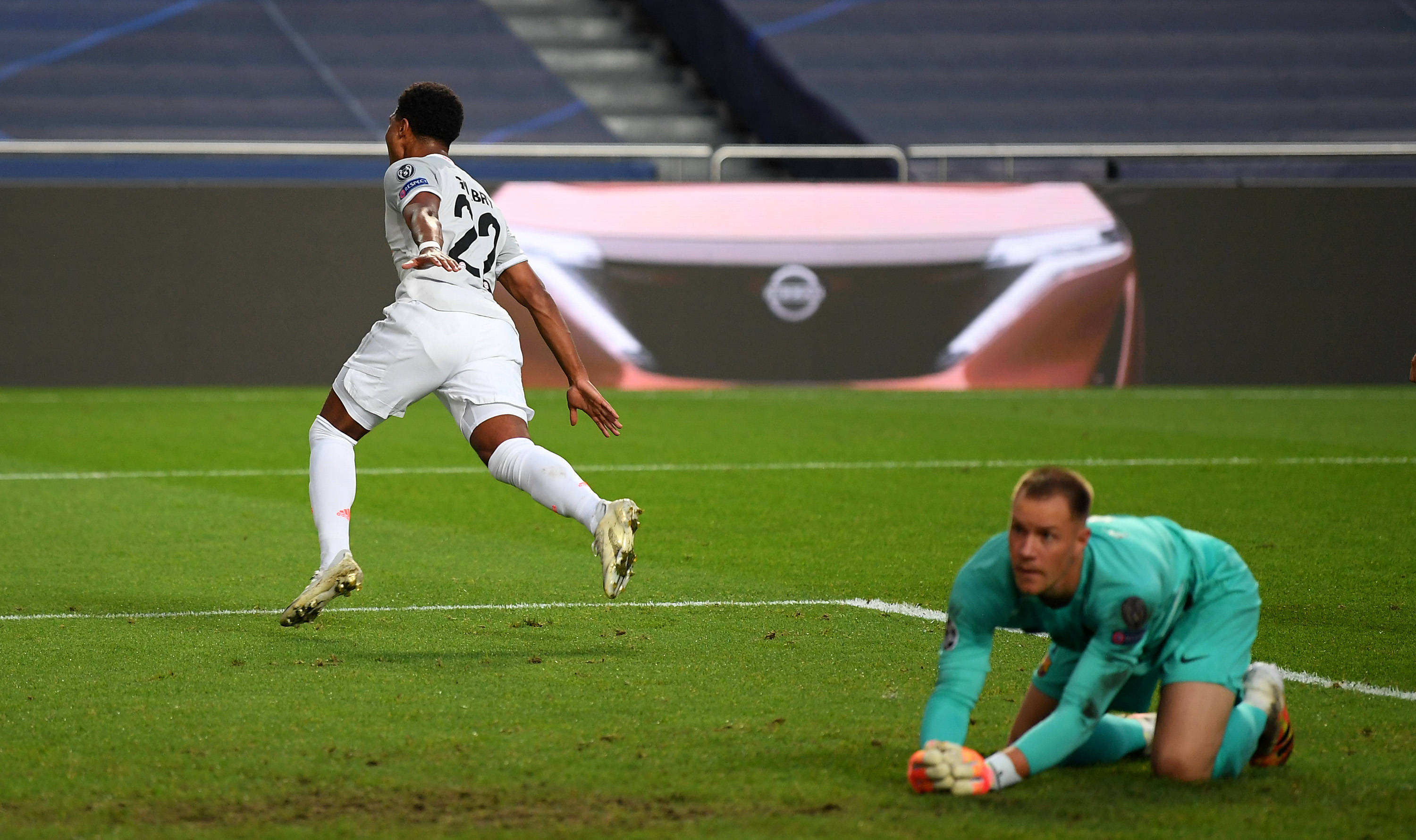 LOL历史上的今天——IG打出SKT黑历史1557